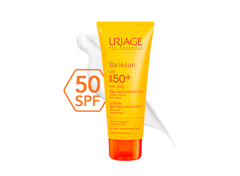 Thanks to a high performance filtering complex, the lotion provides very high protection against UVA and UVB rays, free radicals and prevents skin from drying out.